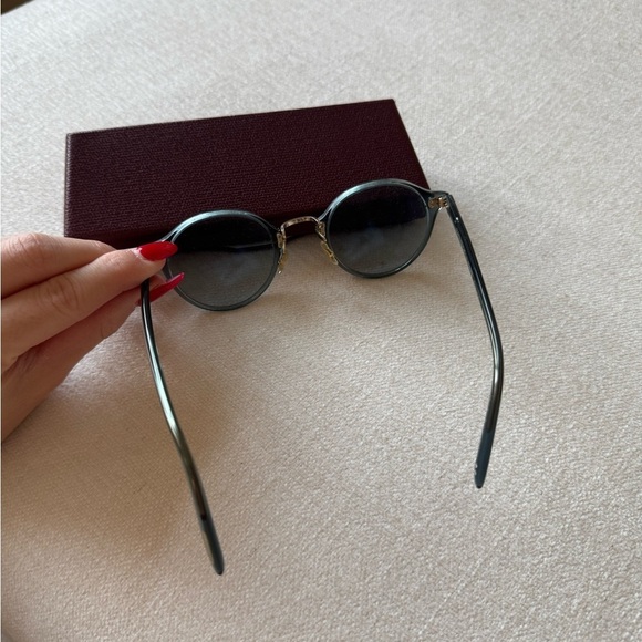 Like New Oliver Peoples OP-1955 Sunglasses w/Case main image 4